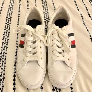 Tommy Hilfiger White Sneakers ✨